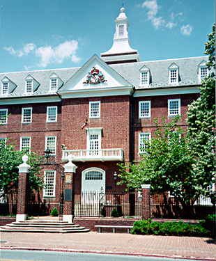 [color photograph of James Senate Office Building]